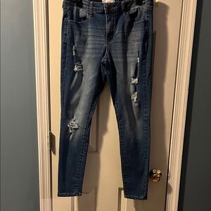 SO Women's Distressed Dark Blue Skinny Jeans